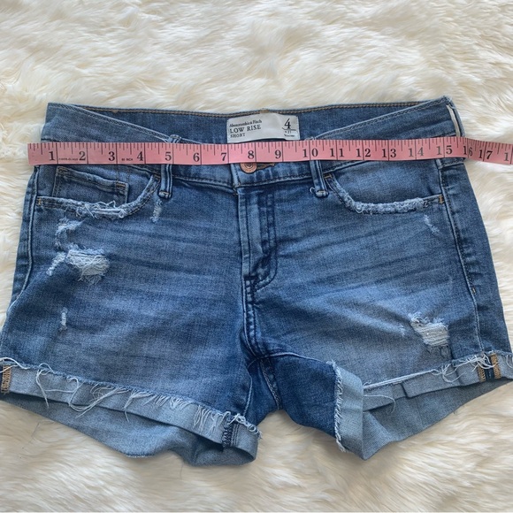 Abercrombie&Fitch low Rise Shorts size 4 / W27 - Picture 5 of 7